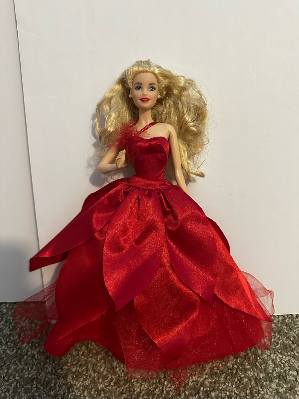 2022 Holiday Barbie Christmas Poinsetta Red Dress Blonde